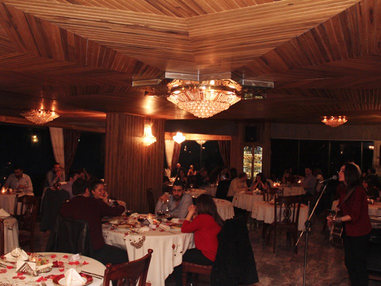 Valentine's at Bay Lodge